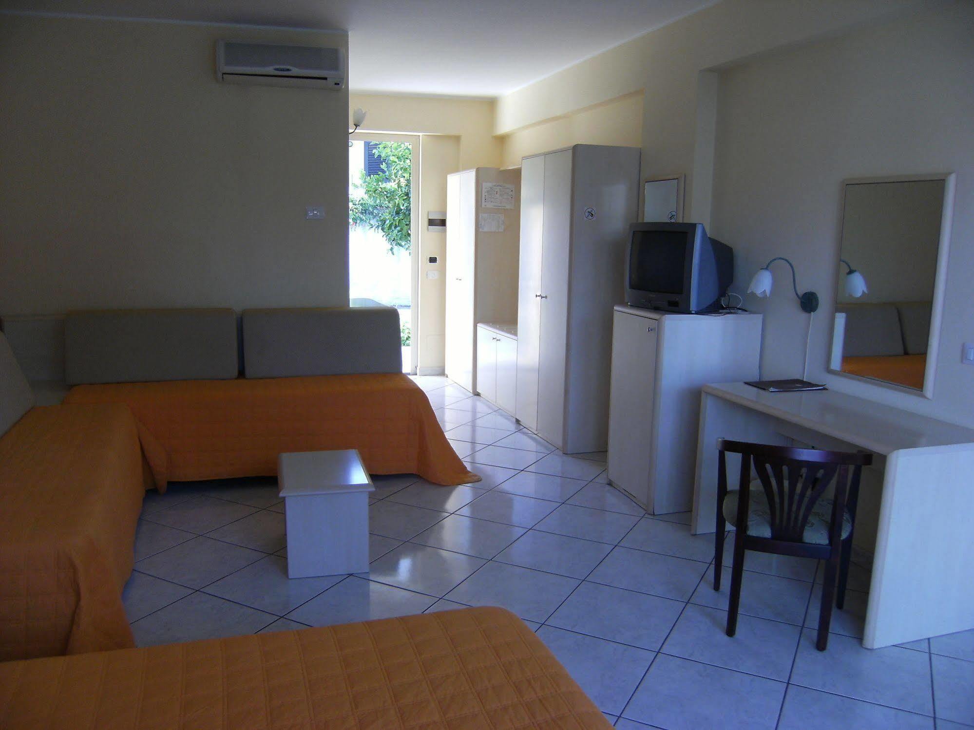 King'S House Hotel Resort Mascali Dış mekan fotoğraf